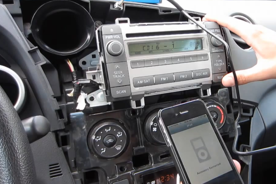 toyota matrix audio input #7 toyota matrix audio input #7