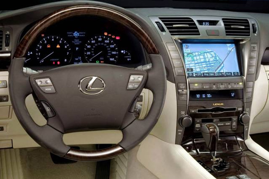 Bluetooth and iPhone/iPod/AUX Kits for Lexus LS 2007-2011 | GTA Car Kits Bluetooth and iPhone/iPod/AUX Kits for Lexus LS 2007-2011 | GTA Car Kits