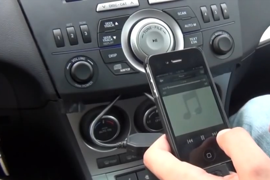 2013 Mazda3 Audio Control, Auxiliary and USB for the Standard Audio System Tutor