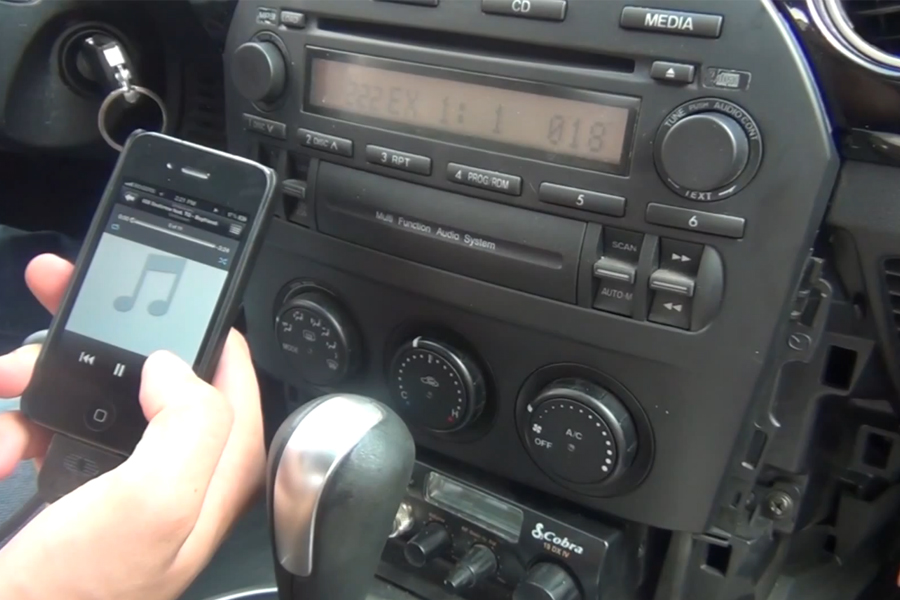 Bluetooth and iPhone/iPod/AUX Kits for Lexus RX 2004-2009 – GTA Car Kits