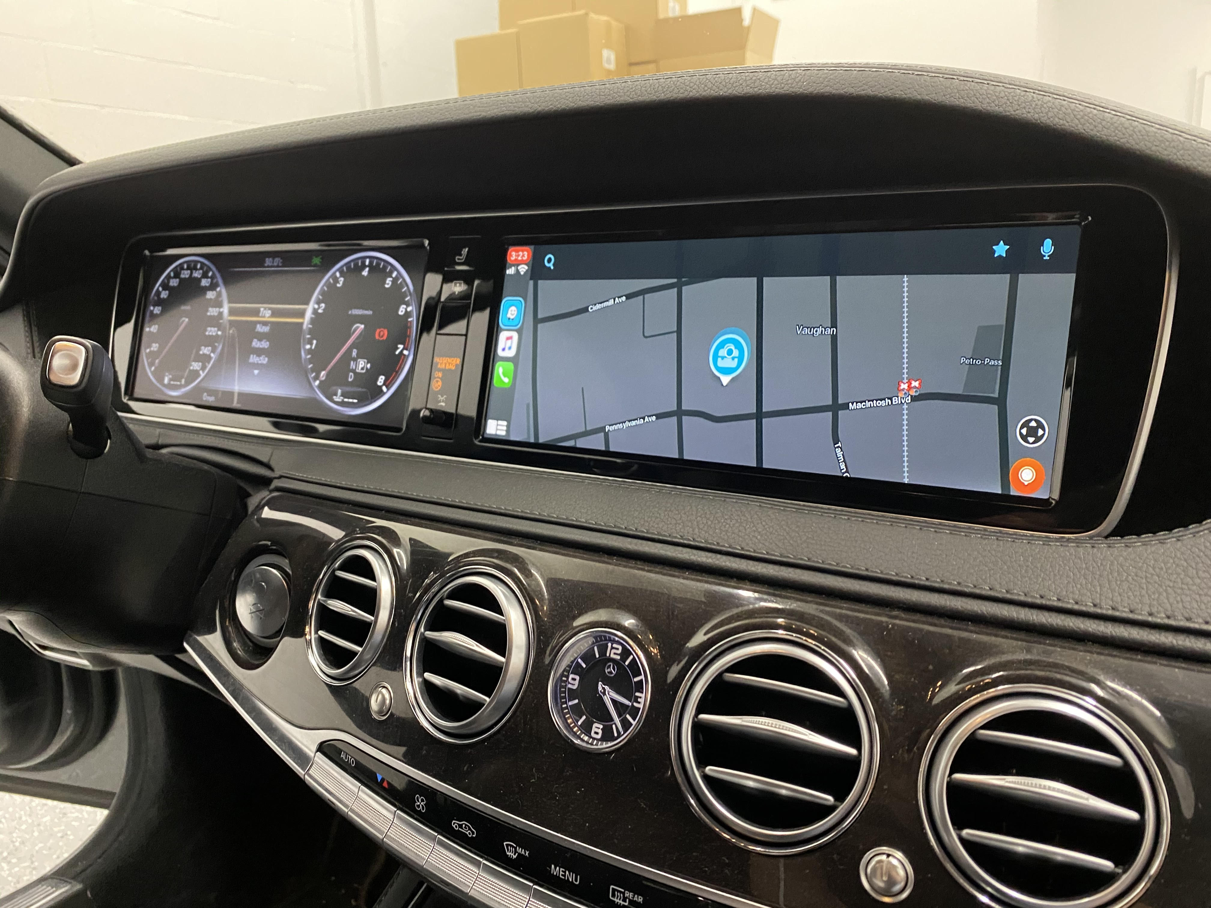 E Class Wireless Apple CarPlay / Android Auto Integration. - The