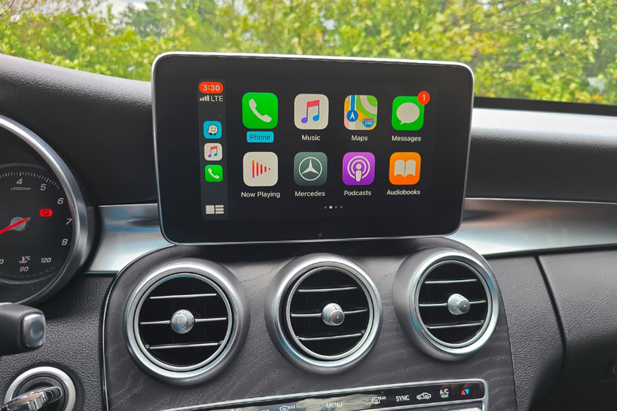 Apple CarPlay in the 2019 Mercedes Benz C300 