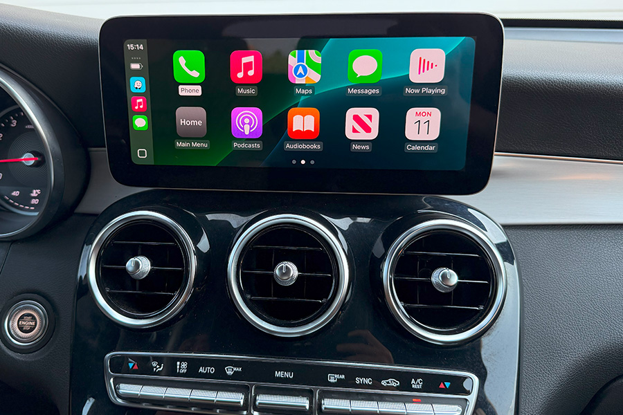 Fullscreen Wireless CarPlay and AndroidAuto Integration for Mercedes GLC / C-Class 2019-2023